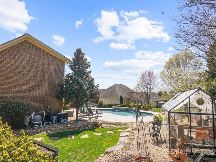 2508 Shaggy Bark Court, Belmont, NC 28012.  MLS# CAR4237716, YatesRealty ID 4166. 