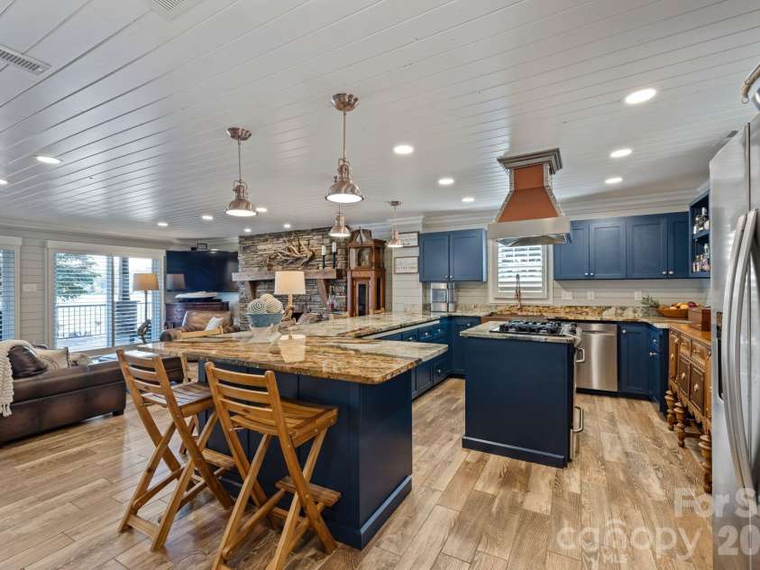 360 Tamarac Shores Drive, Salisbury, NC 28146.  MLS# CAR4301474, YatesRealty ID 4166. 