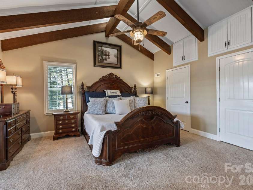 360 Tamarac Shores Drive, Salisbury, NC 28146.  MLS# CAR4301474, YatesRealty ID 4166. 