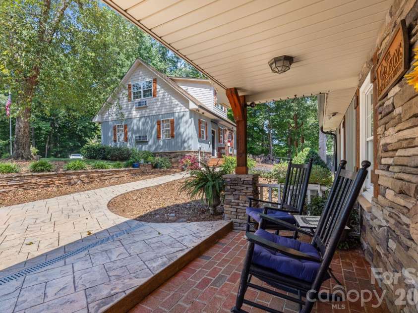 360 Tamarac Shores Drive, Salisbury, NC 28146.  MLS# CAR4301474, YatesRealty ID 4166. 