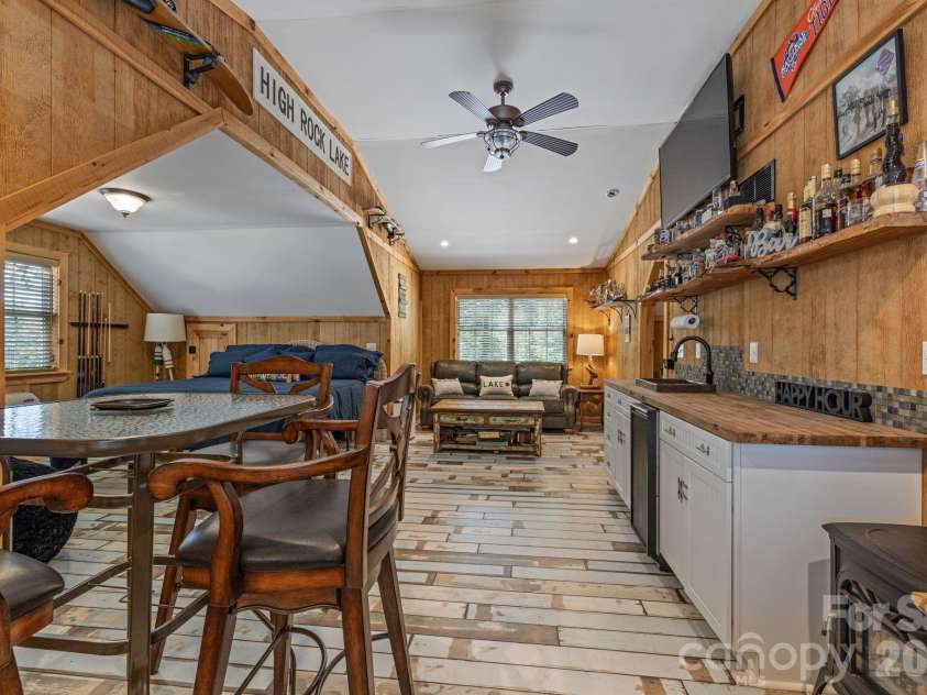 360 Tamarac Shores Drive, Salisbury, NC 28146.  MLS# CAR4301474, YatesRealty ID 4166. 