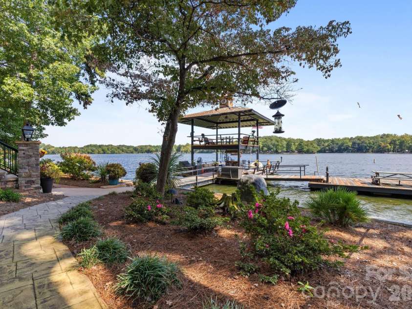 360 Tamarac Shores Drive, Salisbury, NC 28146.  MLS# CAR4301474, YatesRealty ID 4166. 