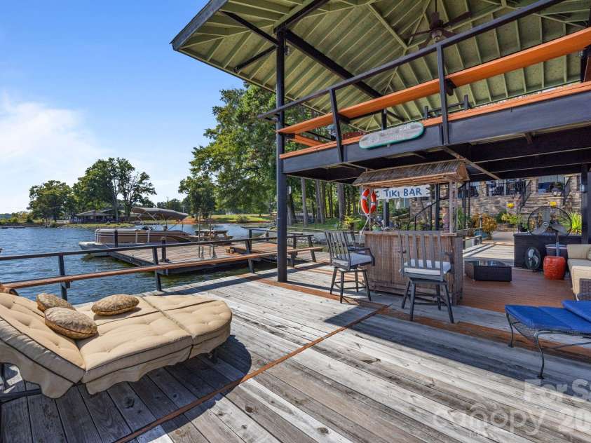 360 Tamarac Shores Drive, Salisbury, NC 28146.  MLS# CAR4301474, YatesRealty ID 4166. 