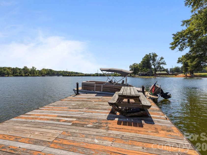 360 Tamarac Shores Drive, Salisbury, NC 28146.  MLS# CAR4301474, YatesRealty ID 4166. 