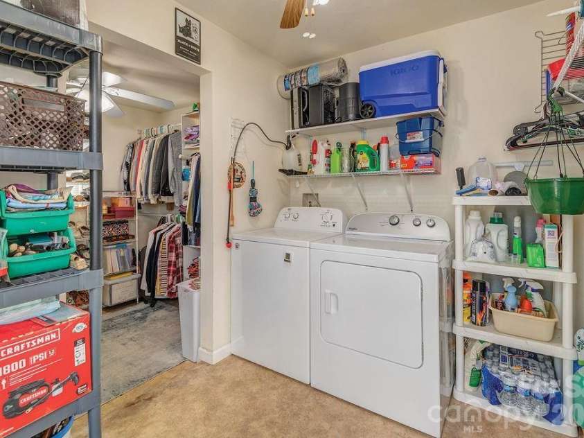 20 Strollers Lane, Waynesville, NC 28785.  MLS# CAR4408874, YatesRealty ID 41661. 