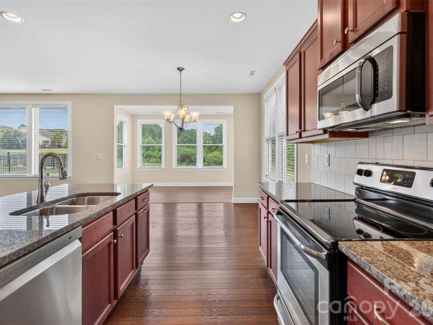 127 Johnson Manor Street, Mooresville, NC 28115.  MLS# CAR4407798, YatesRealty ID 41663. Kitchen
