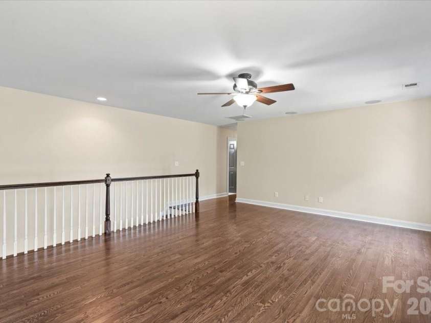 109 Pauls Lane, Mooresville, NC 28117.  MLS# CAR4410100, YatesRealty ID 41665. Loft