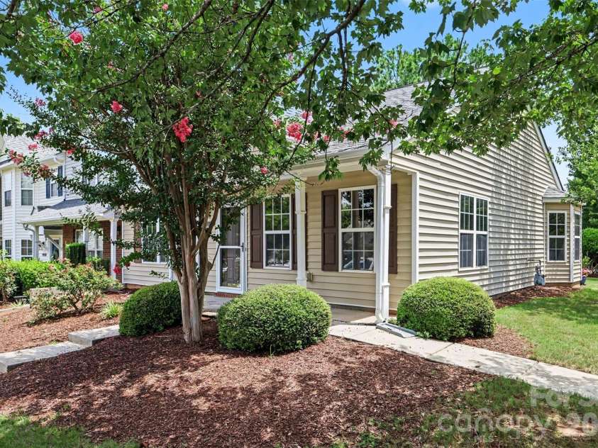 6124 Warrior Avenue, Fort Mill, SC 29707.  MLS# CAR4397314, YatesRealty ID 41666. Front of House