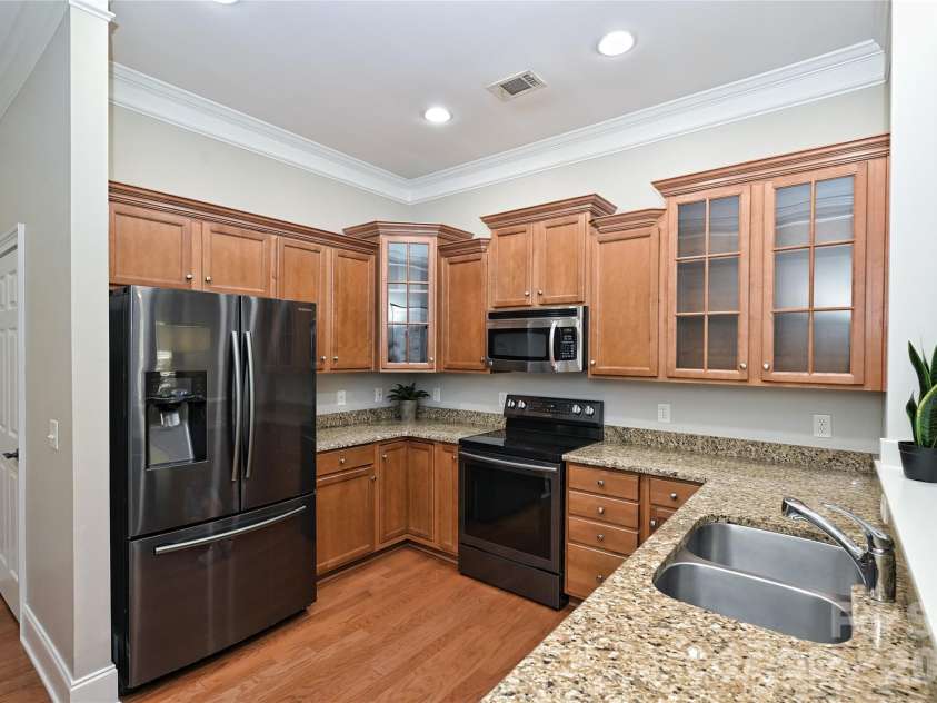 5732 Village Drive, Concord, NC 28027.  MLS# CAR4404849, YatesRealty ID 41667. Kitchen