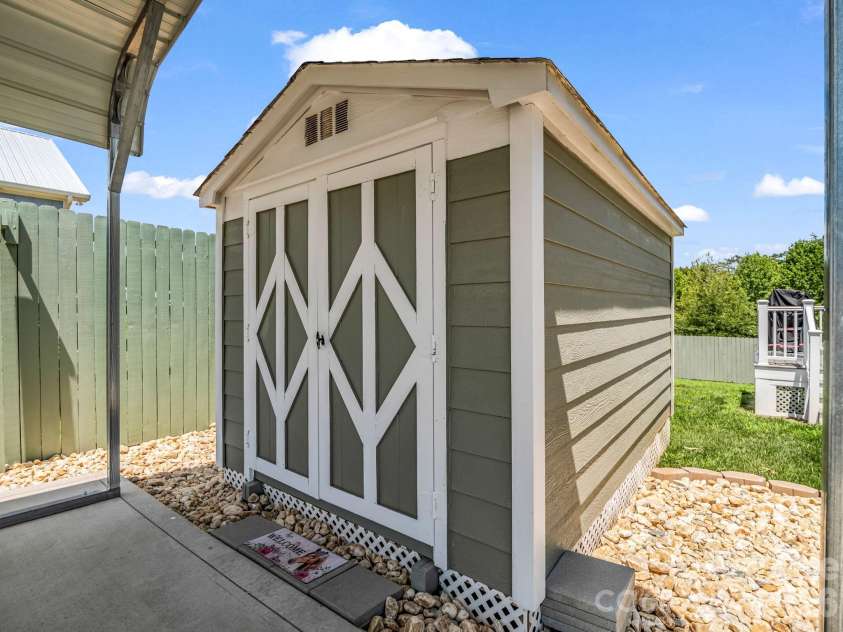 278 Right Prong Road, Ellenboro, NC 28040.  MLS# CAR4405132, YatesRealty ID 41669. 