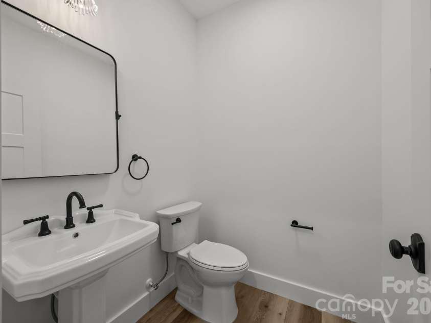 1008 Main Street, Salisbury, NC 28144.  MLS# CAR4344951, YatesRealty ID 4167. 