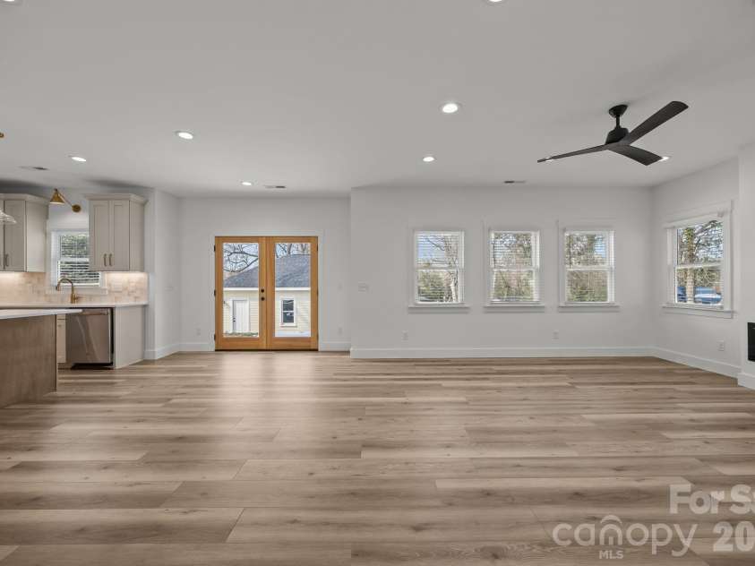 1008 Main Street, Salisbury, NC 28144.  MLS# CAR4344951, YatesRealty ID 4167. 