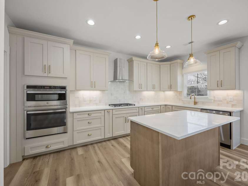 1008 Main Street, Salisbury, NC 28144.  MLS# CAR4344951, YatesRealty ID 4167. 