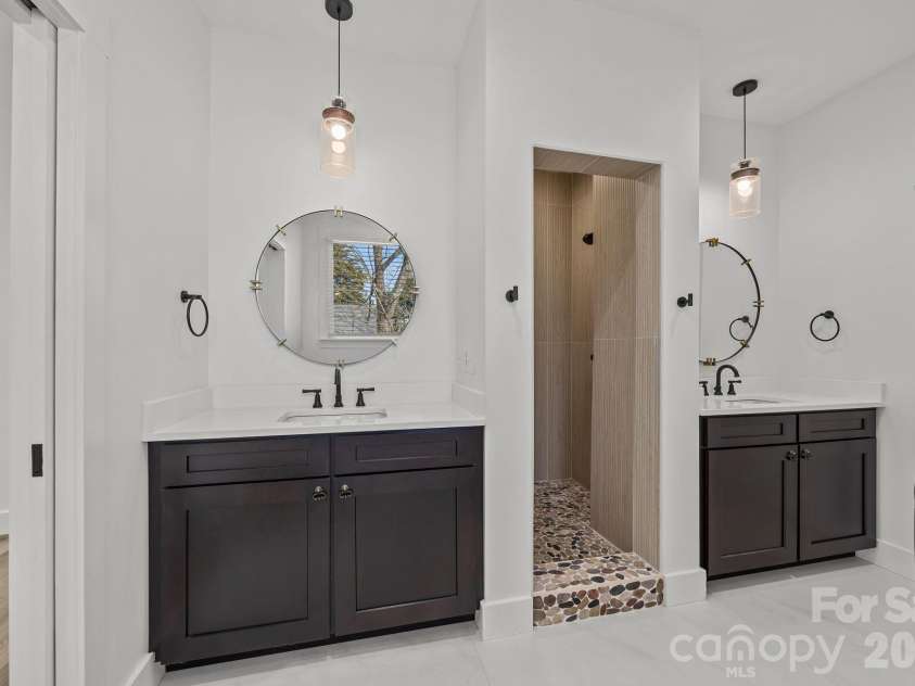 1008 Main Street, Salisbury, NC 28144.  MLS# CAR4344951, YatesRealty ID 4167. 