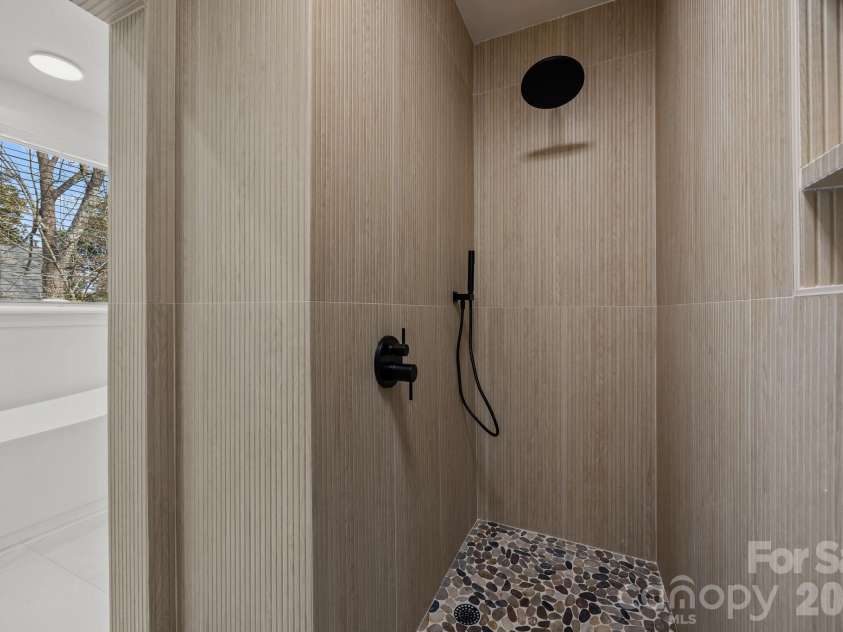 1008 Main Street, Salisbury, NC 28144.  MLS# CAR4344951, YatesRealty ID 4167. 