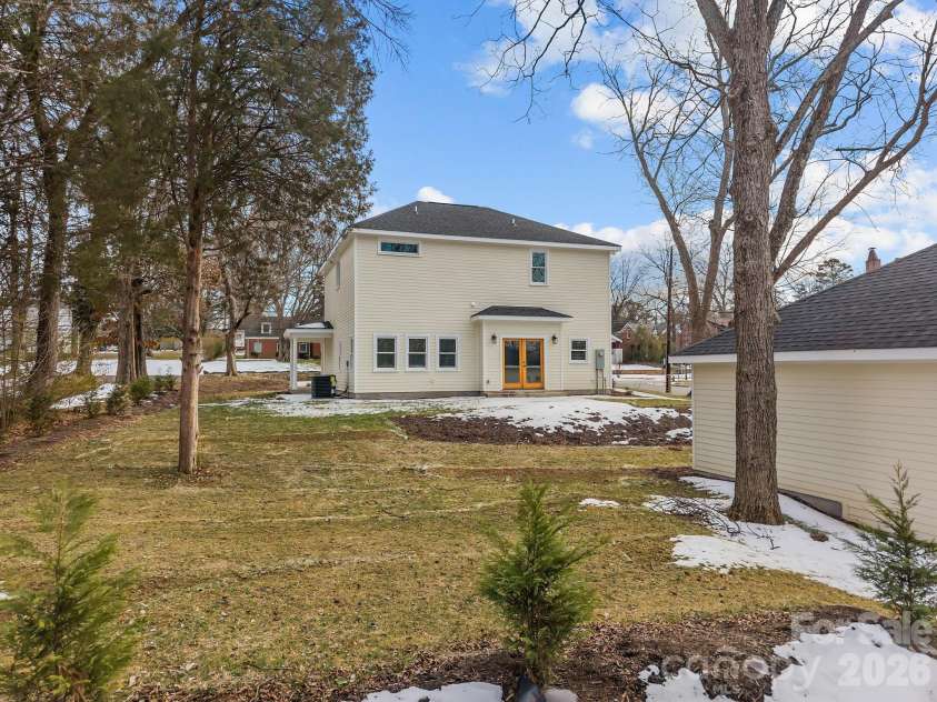 1008 Main Street, Salisbury, NC 28144.  MLS# CAR4344951, YatesRealty ID 4167. 