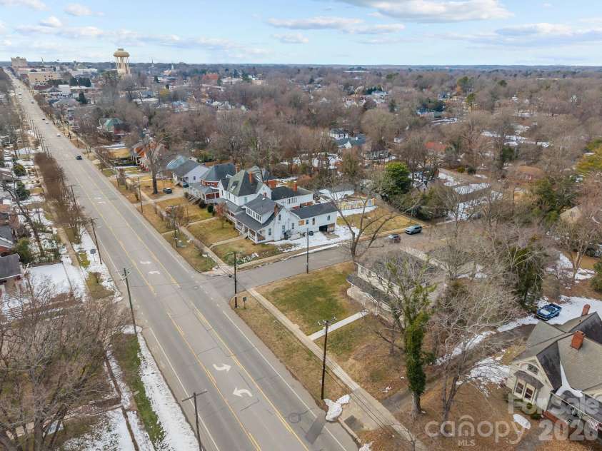 1008 Main Street, Salisbury, NC 28144.  MLS# CAR4344951, YatesRealty ID 4167. 