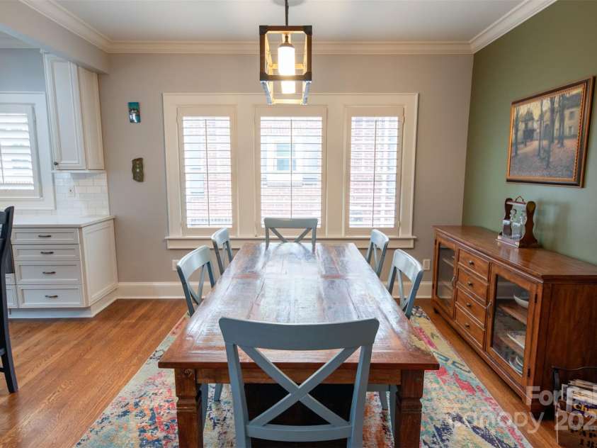 139 Laurel Avenue, Charlotte, NC 28207.  MLS# CAR4241687, YatesRealty ID 4167. 