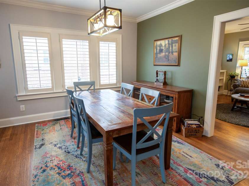 139 Laurel Avenue, Charlotte, NC 28207.  MLS# CAR4241687, YatesRealty ID 4167. 