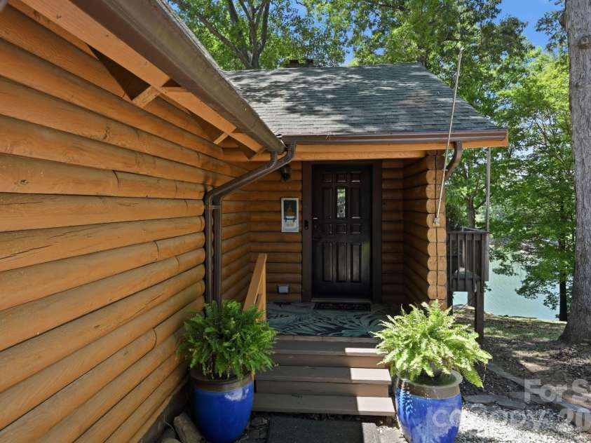 3779 Chevlot Hills Road, Sherrills Ford, NC 28673.  MLS# CAR4384331, YatesRealty ID 41670. 