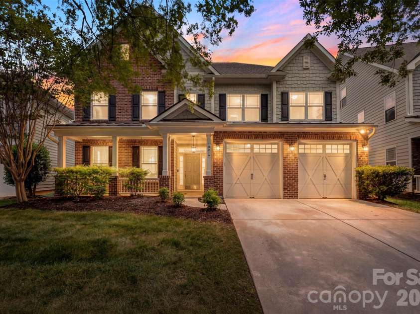 10019 Elizabeth Crest Lane, Charlotte, NC 28277.  MLS# CAR4377153, YatesRealty ID 41671. 