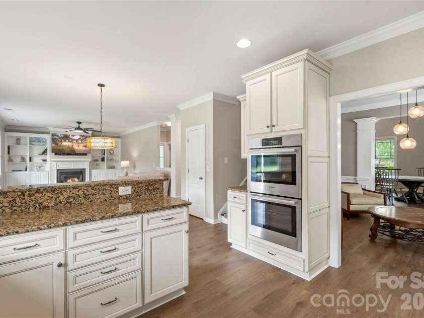 10019 Elizabeth Crest Lane, Charlotte, NC 28277.  MLS# CAR4377153, YatesRealty ID 41671. 