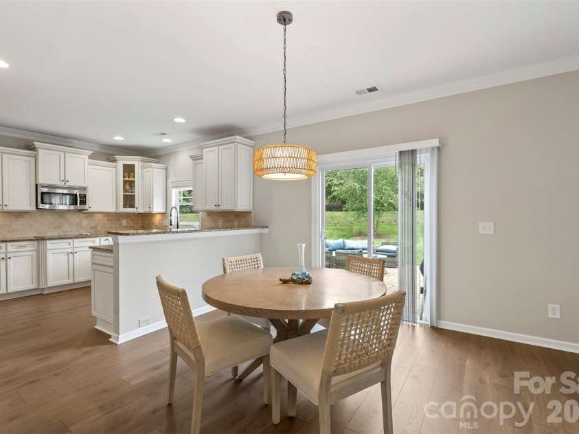 10019 Elizabeth Crest Lane, Charlotte, NC 28277.  MLS# CAR4377153, YatesRealty ID 41671. 
