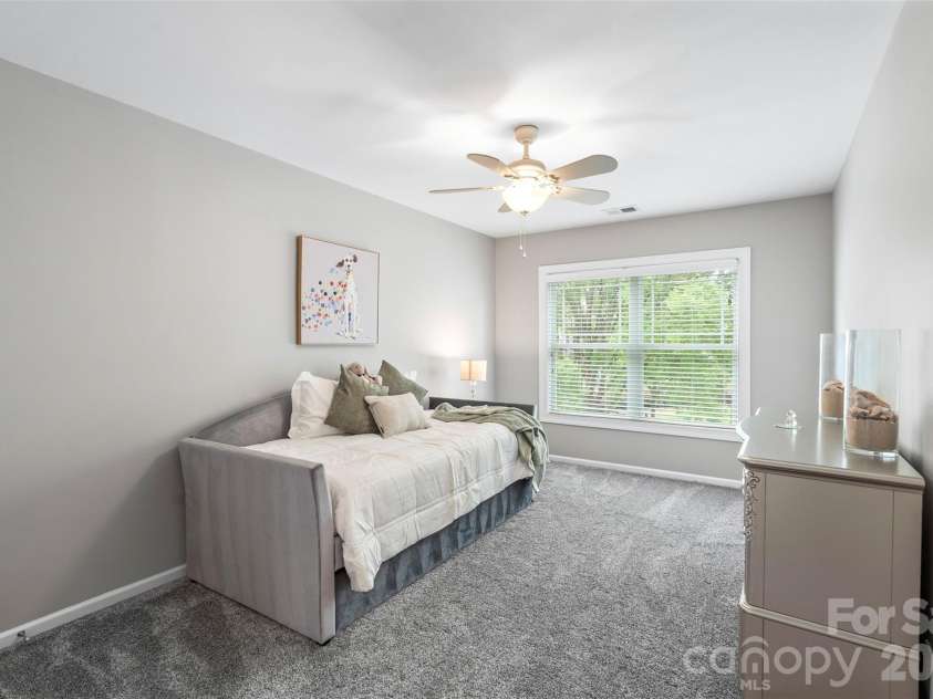 10019 Elizabeth Crest Lane, Charlotte, NC 28277.  MLS# CAR4377153, YatesRealty ID 41671. 