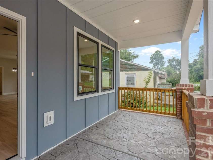 1034 Grady Street, Salisbury, NC 28144.  MLS# CAR4407386, YatesRealty ID 41674. 