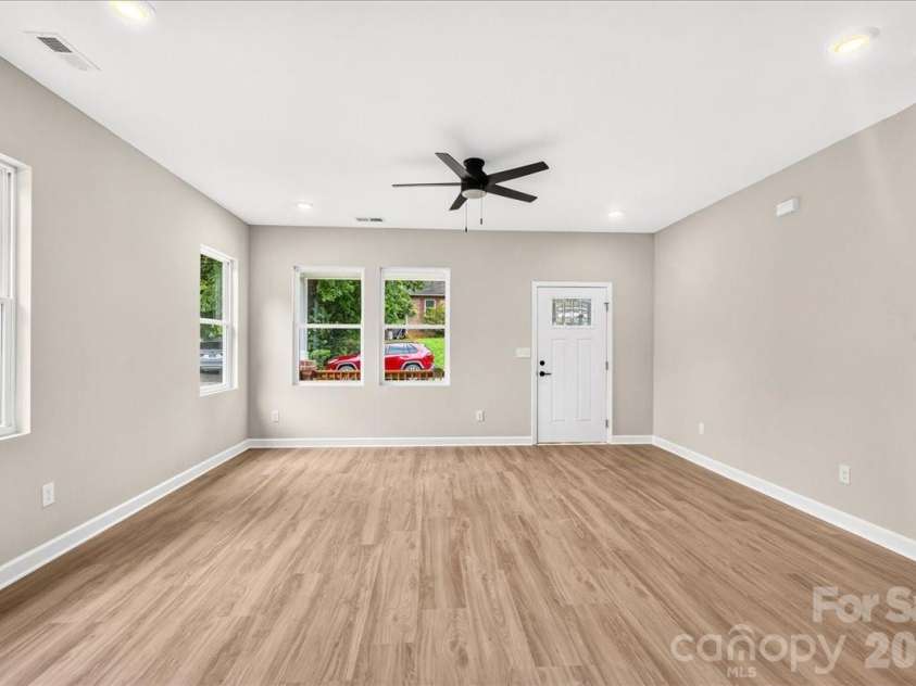 1034 Grady Street, Salisbury, NC 28144.  MLS# CAR4407386, YatesRealty ID 41674. 