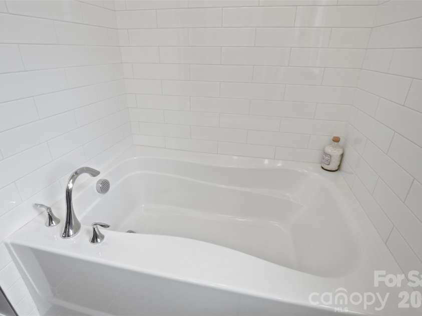 2614 Winter Thistle Way, Fort Mill, SC 29707.  MLS# CAR4410501, YatesRealty ID 41675. 