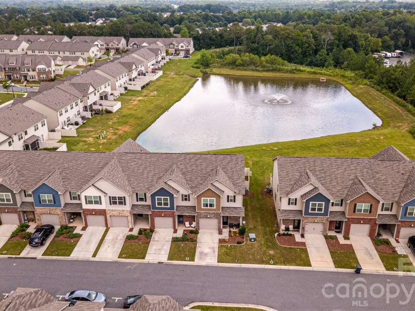 2614 Winter Thistle Way, Fort Mill, SC 29707.  MLS# CAR4410501, YatesRealty ID 41675. 
