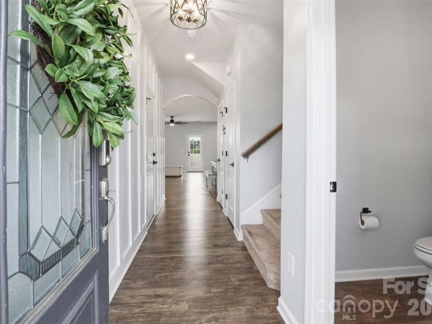 2614 Winter Thistle Way, Fort Mill, SC 29707.  MLS# CAR4410501, YatesRealty ID 41675. Entry Hallway