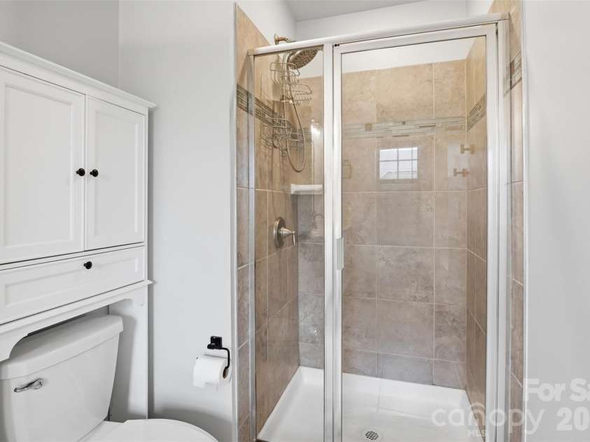 2614 Winter Thistle Way, Fort Mill, SC 29707.  MLS# CAR4410501, YatesRealty ID 41675. Primary Bathroom