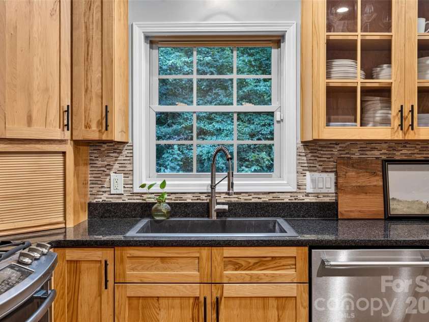 142 Talley Ridge Drive, Troutman, NC 28166.  MLS# CAR4407328, YatesRealty ID 41676. Pretty views out to the back