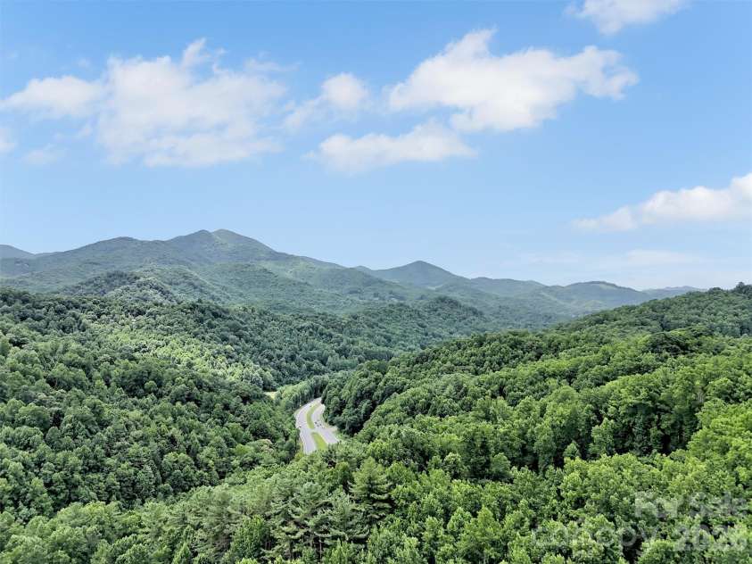 291 Incline Drive Drive, Sylva, NC 28779.  MLS# CAR4407215, YatesRealty ID 41678. 