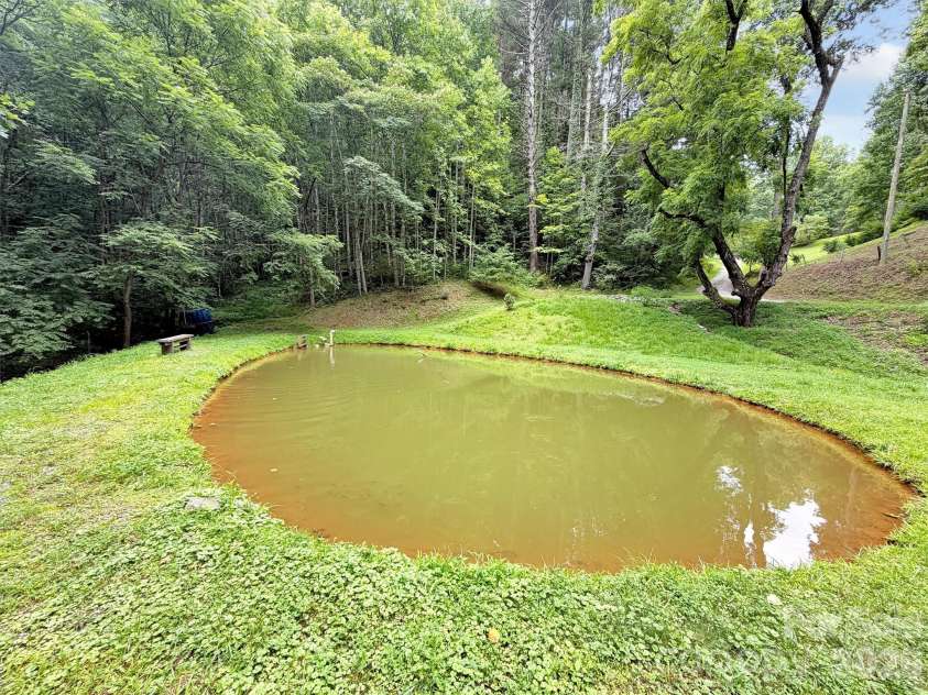 291 Incline Drive Drive, Sylva, NC 28779.  MLS# CAR4407215, YatesRealty ID 41678. 