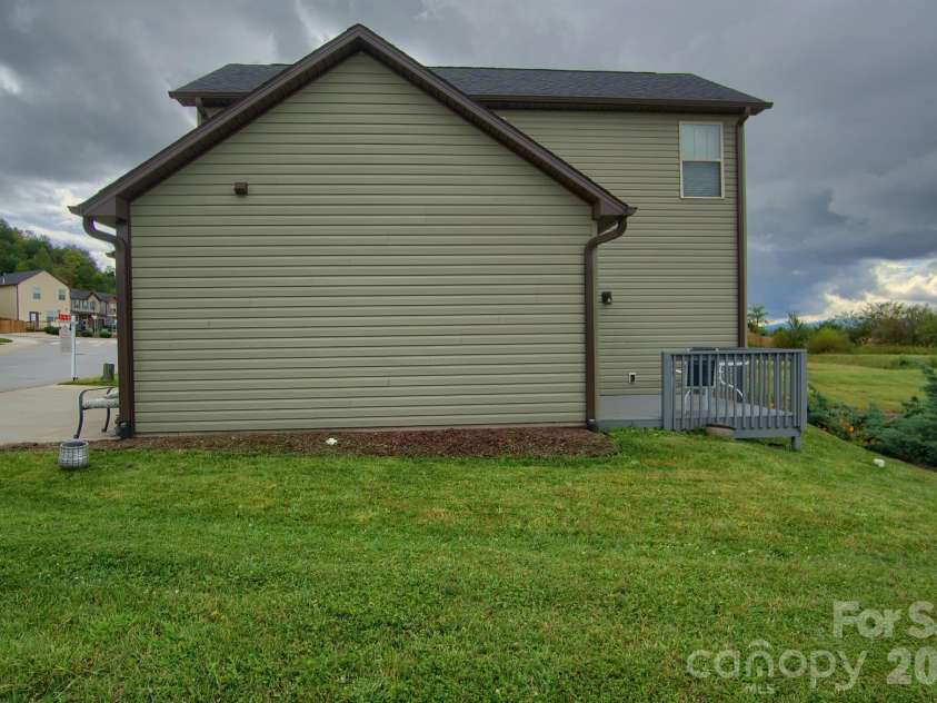 771 Cardwell Lane, Fletcher, NC 28732.  MLS# CAR4391696, YatesRealty ID 41679. 