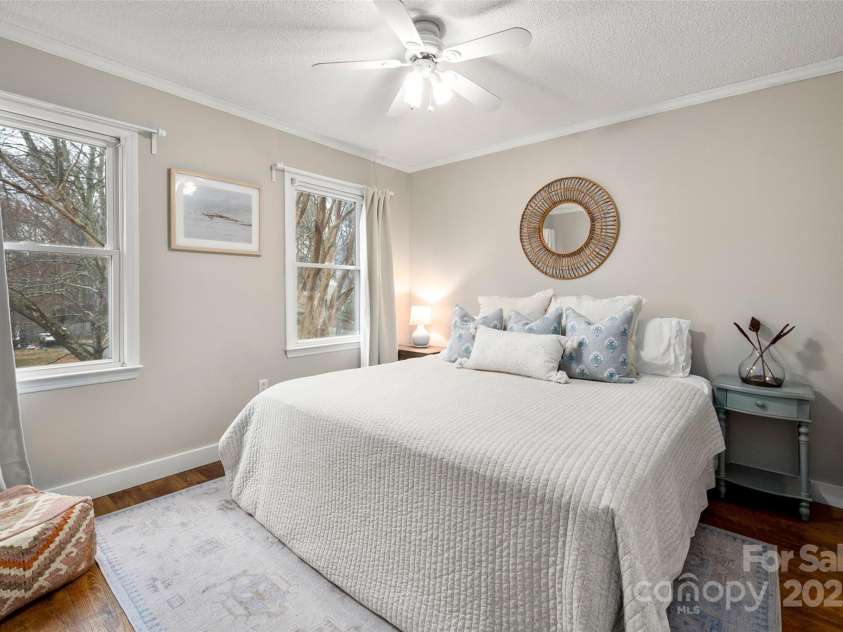 523 Fence Post Lane, Matthews, NC 28105.  MLS# CAR4215967, YatesRealty ID 4168. 