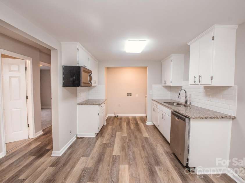 707 Summit Street, Monroe, NC 28112.  MLS# CAR4312487, YatesRealty ID 4168. 