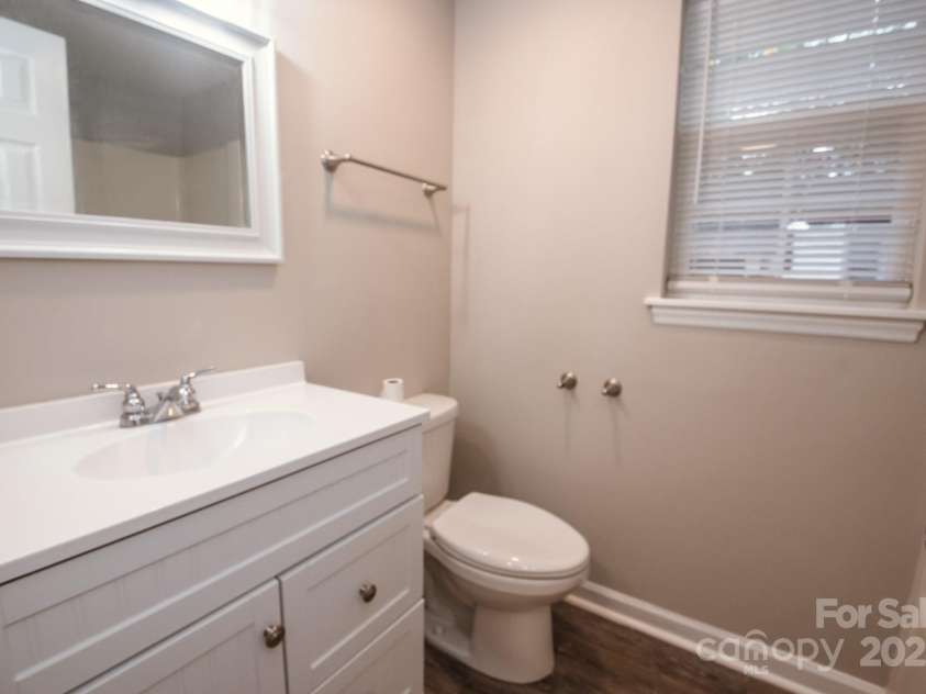 707 Summit Street, Monroe, NC 28112.  MLS# CAR4312487, YatesRealty ID 4168. 