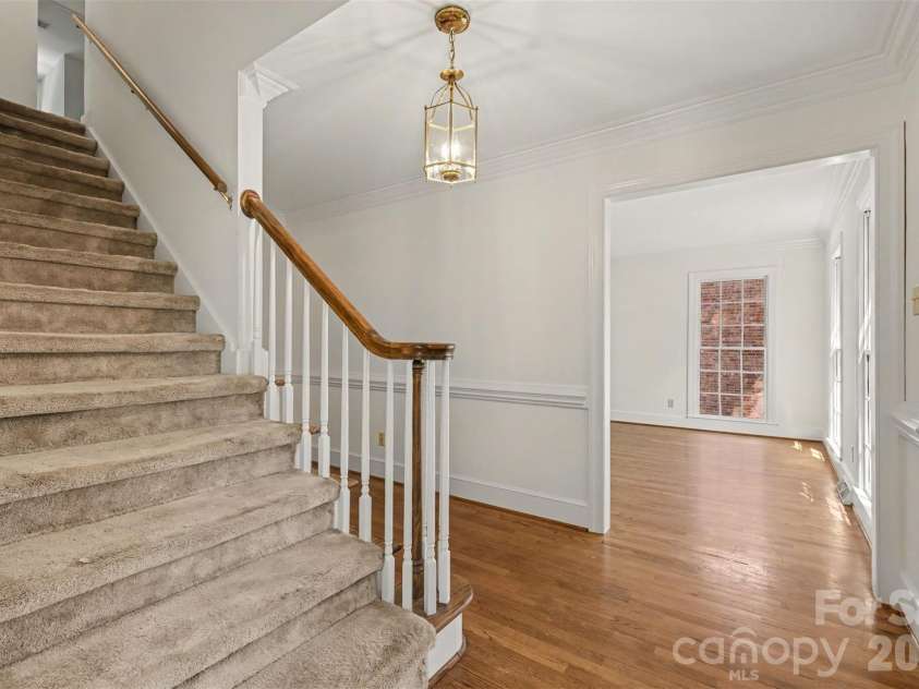 5301 Morrowick Road, Charlotte, NC 28226.  MLS# CAR4408633, YatesRealty ID 41681. 