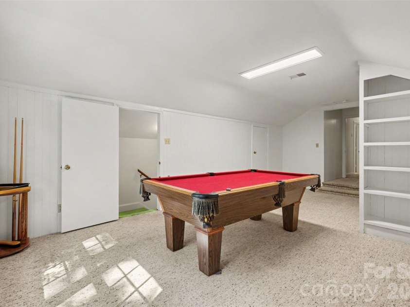 5301 Morrowick Road, Charlotte, NC 28226.  MLS# CAR4408633, YatesRealty ID 41681. Bonus room