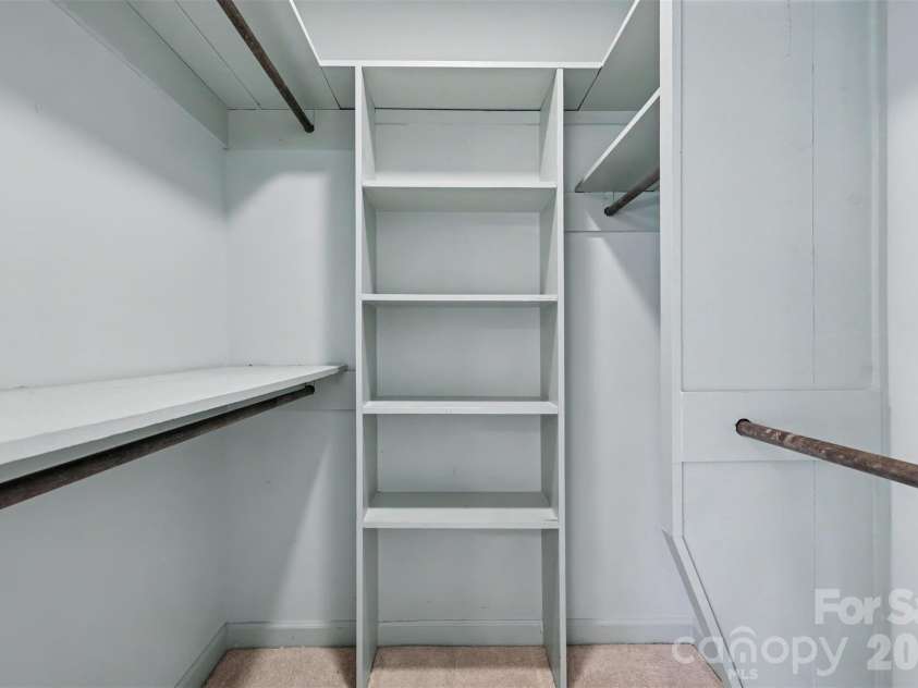 5301 Morrowick Road, Charlotte, NC 28226.  MLS# CAR4408633, YatesRealty ID 41681. Primary closet