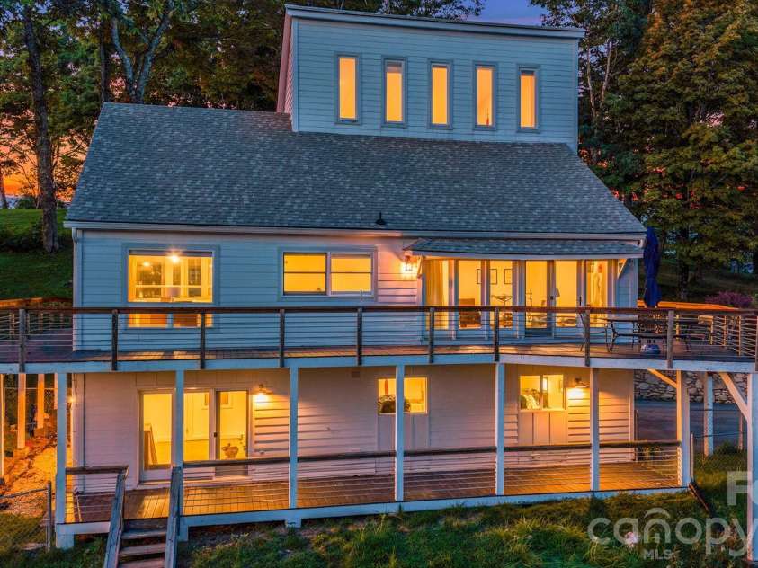 129 Finney Lane, Mars Hill, NC 28754.  MLS# CAR4409260, YatesRealty ID 41683. 
