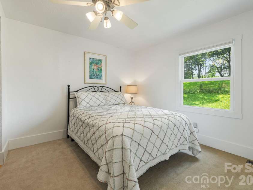 129 Finney Lane, Mars Hill, NC 28754.  MLS# CAR4409260, YatesRealty ID 41683. 