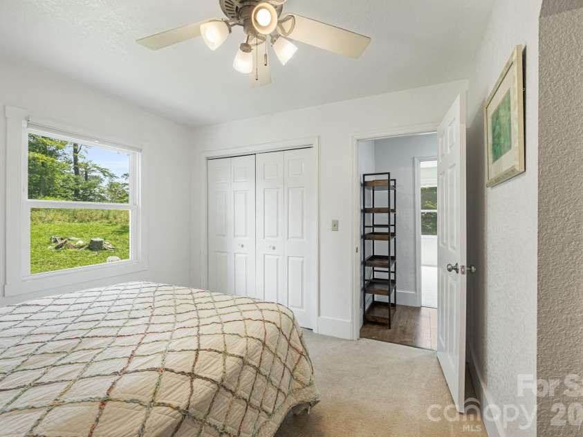 129 Finney Lane, Mars Hill, NC 28754.  MLS# CAR4409260, YatesRealty ID 41683. 