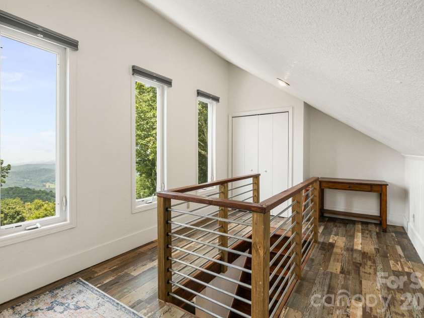 129 Finney Lane, Mars Hill, NC 28754.  MLS# CAR4409260, YatesRealty ID 41683. 