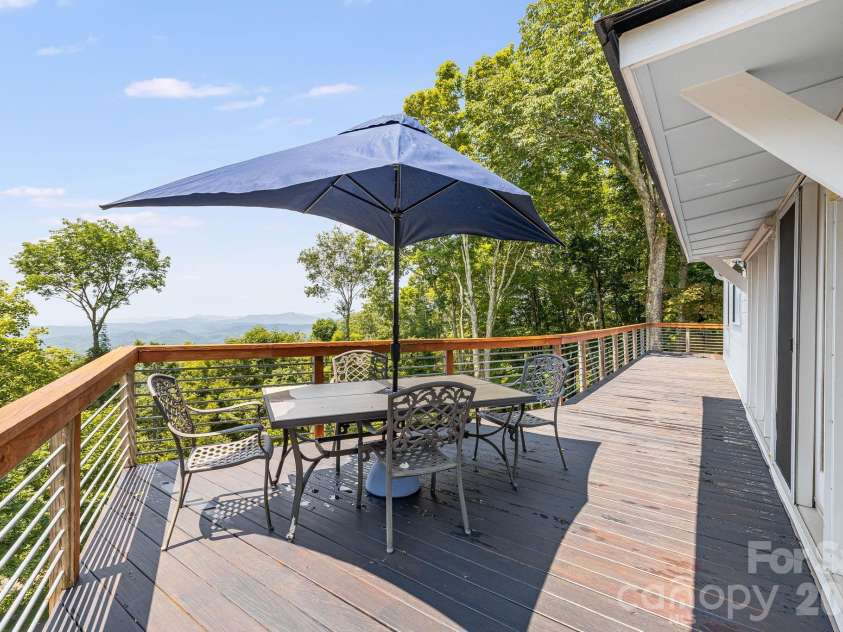129 Finney Lane, Mars Hill, NC 28754.  MLS# CAR4409260, YatesRealty ID 41683. 