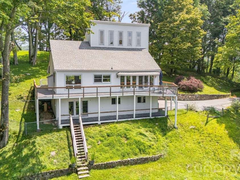 129 Finney Lane, Mars Hill, NC 28754.  MLS# CAR4409260, YatesRealty ID 41683. 